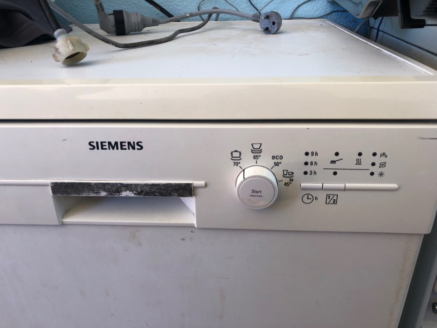 Siemens undercounter dishwasher white, Dishwascher 