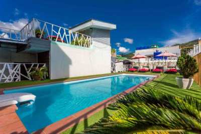 91 room Pool Hotel in Patong 
