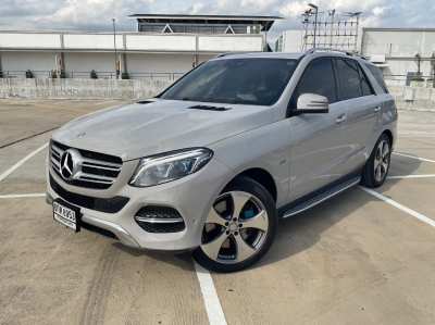Mercedes Benz GLE500 with low mileage