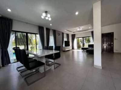 Modern 4bedrooms house with pool in Baan Dusit Pattaya Lake village