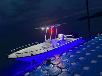 NEW Power boat center console daily AQUATIC miniCAT 21ft Suzuki 100 hp