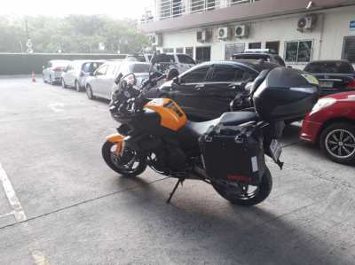 CAN DELIVER)FULL LUGGAGE,1 owner fantastic low klm 2012 versys 650 ABS