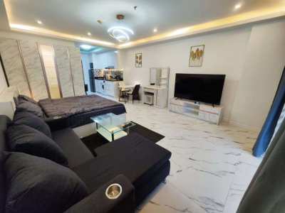 View Talay condo 5C For Rent Direct Access to Dongtan Beach 