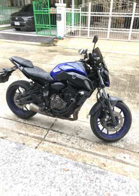 Yamaha MT07 in perfect conditions, lots of extras added on it !