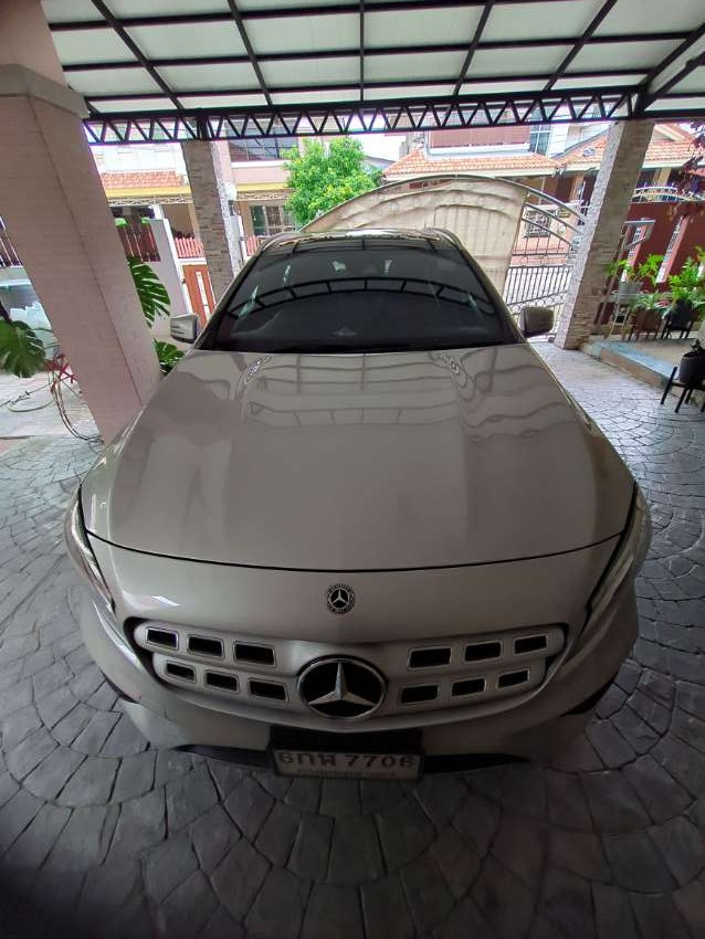 Mercedes GLA 250 DYNAMIC 