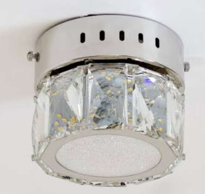 LED wall lamp in crystal (BW) chrome colour . Misura 15 cm in diametro