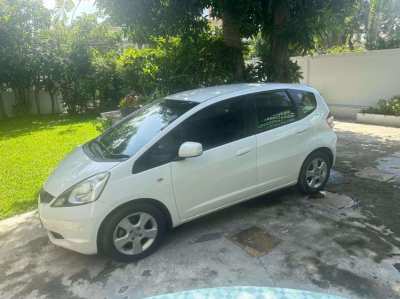 Honda Jazz Year 2009 with Great Condition for Sale