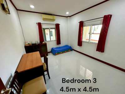 For Sale 3 Bedroom Single Story House 