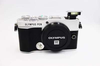 Olympus PEN E-P7 Camera Body, 20MP, 5-axis image stabilisation 