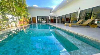 For sale beautiful 4 bedroom pool villa in Maenam - Koh Samui