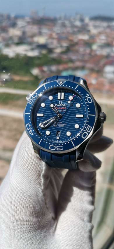 OMEGA SEAMASTER DIVER 300M 42MM BLUE automatic