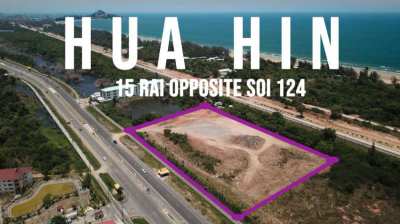 Land in Hua hin on Phetkasem road (25332 m²)