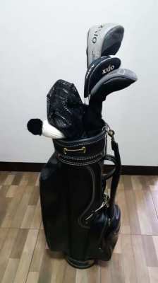 Complete set of golf clubs with bag - XXIO