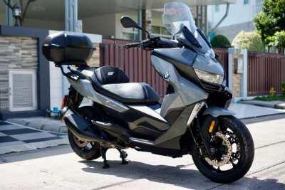 BMW C400GT 2019 only 14,xxx km. Perfect condition. with Shad top box  