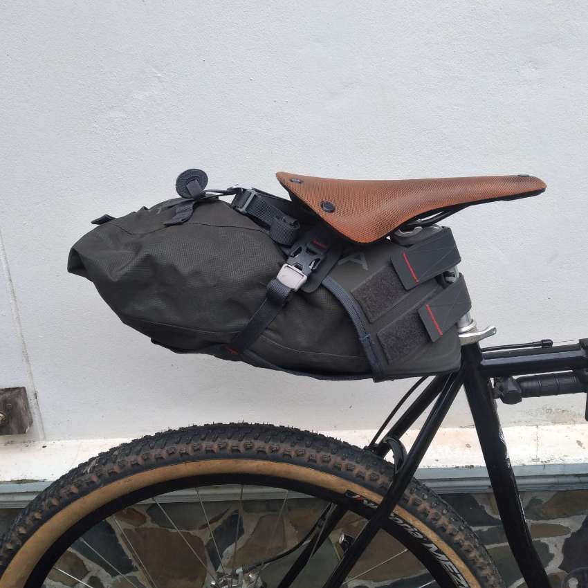 Bicycle luggage (3 of 3) saddle dry bag c/w harness
