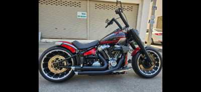 Harley Davidson 114 fatboy custom 