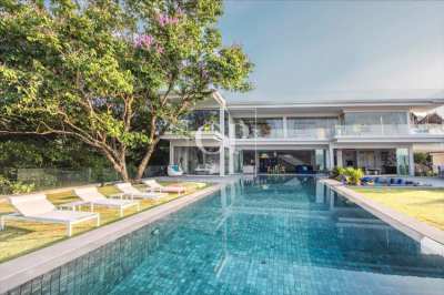 One-Of-A-Kind 5-Bedroom Pool Villa with Sea View, Patong, Phuket