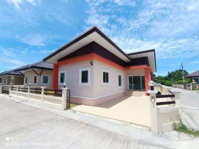 2,490,000 THB for this 2 bedroom house in central Ban Phe!