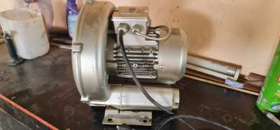 1 HP Crystal Scales Ring Air Blower for sale - only used 2 months.