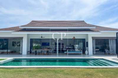 Magnificent, Timeless 4-Bedroom Pool Villa with in Rawai, Phuket