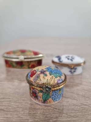 Three oriental pill /trinket boxes lovely quality