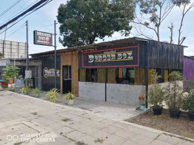 “Fully functioning restaurant, For Sale in prime area.