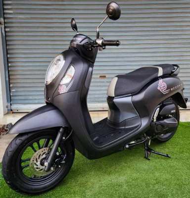 09/2022 Honda Scoopy 47.900 ฿ Easy Finance by shop for foreigners