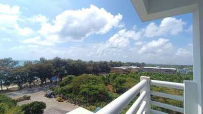 3,150,000 THB FOR THIS 2 BEDROOM (124 SQM)CONDO ON MAE RAMPHUENG BEACH