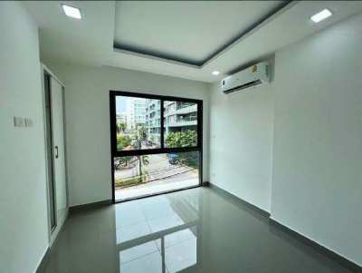 Brand new apartment in Siam Oriental Star condominium, Pratumnak