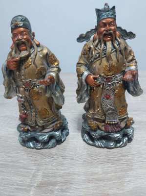 Two chinese male figures 8