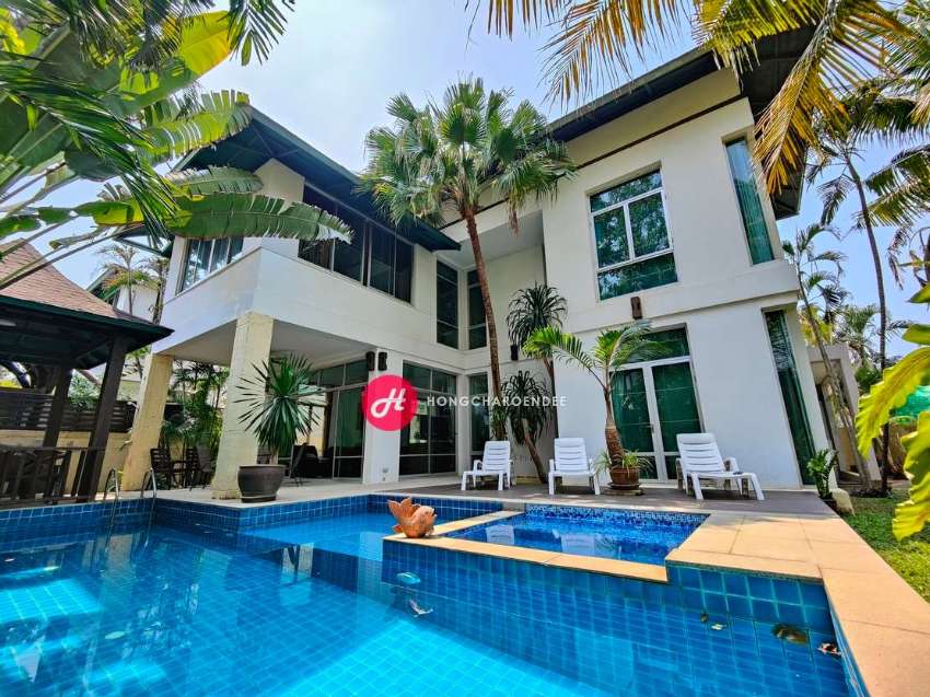 ☆ HOT!!! For Sale | Ultra Luxe 2-Storey Villa (Na Jomtien, Pattaya)