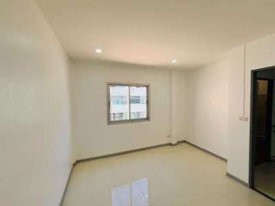 Renovated House 3 bedrooms 2 bathrooms for sale in Chalong Circle