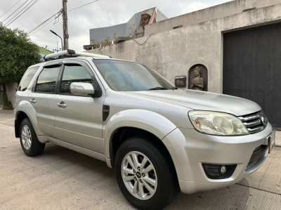 For sale Ford Escape SUV 2.3L XLT 2WD 2008 