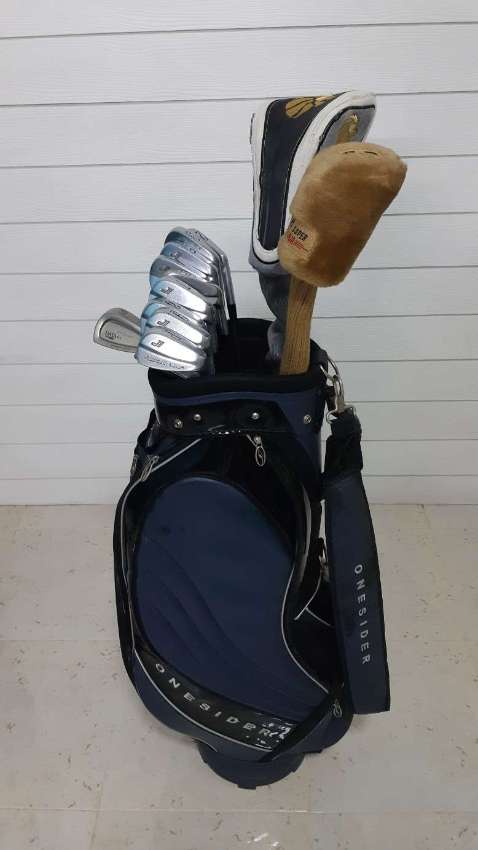 Complete golf set with bag