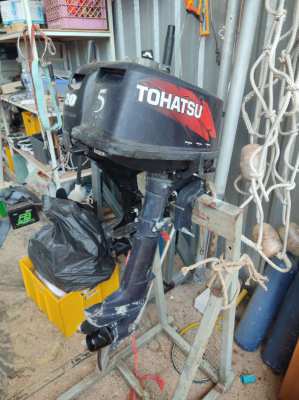 Outboard engine Tohatsu 5 hp , 2st  . Very good condition .  for SALE