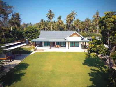 New house in the big plot of land for sale in Prachuab