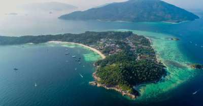 Prime Paradise Investment: Commercial Land on Koh Lipe - Your Gateway 