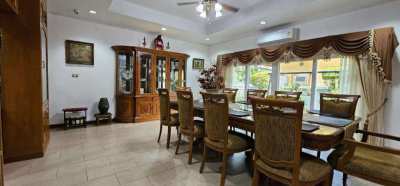 Exquisite Family Home for Sale in Siam Country Club Area