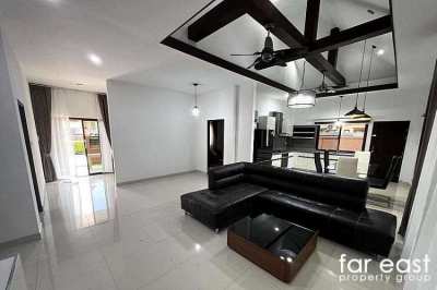 Baan Dusit Pattaya Park Executive Pool Villa For Sale