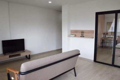 1 bedroom apartment in great area next to BTS Thong Lor