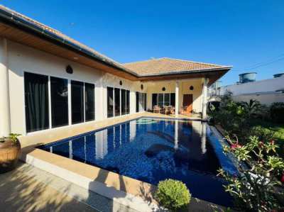  Pool Villa 3 bedrooms 4 bathrooms for sale in Rawai - Kokyang