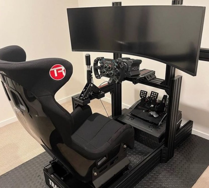 Business partner for Sim Racing venue and golf simulation