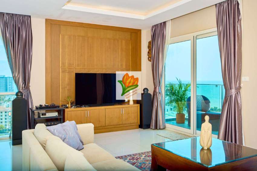 3 bedroom condo for  monthly rental in Pratumnak hill, Pattaya