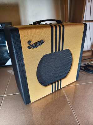 Supro Delta 12 Guitar Amplifier