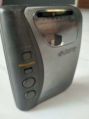 Vintage Sony Walkman WM-FX355